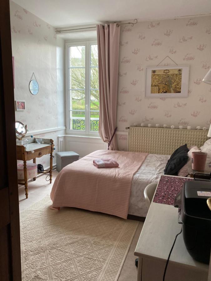 Le Trianon Bed and Breakfast Le Bourgneuf-la-Foret Eksteriør billede